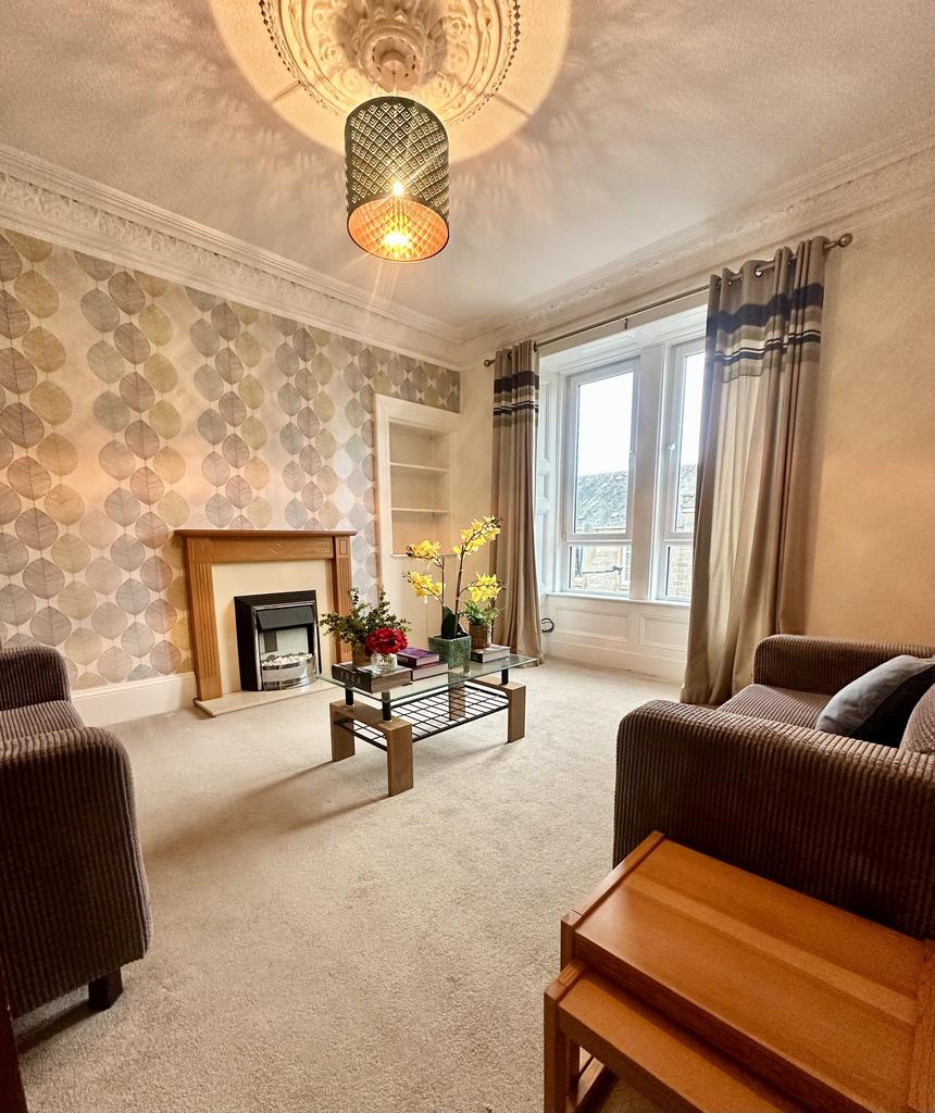 Living room (a)