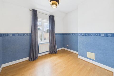 26 Bibury Road, Gloucester, GL4 6TU