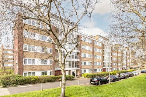 2 bedroom flat to rent, Tildesley Road, London SW15