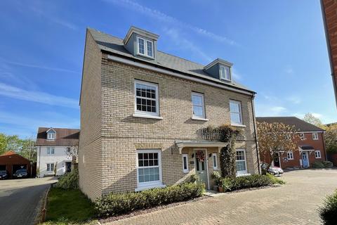 5 bedroom detached house for sale, Northern Rose Close, Bury St. Edmunds, IP32