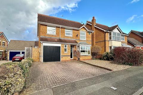 4 bedroom detached house for sale, Stourhead Drive, East Hunsbury, Northampton NN4