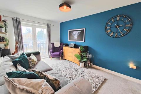 2 bedroom apartment for sale, Axminster Drive, Bailiff Bridge HD6
