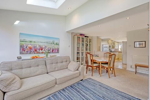 2 Bailey Avenue, Kesgrave, Ipswich, IP5 2EE