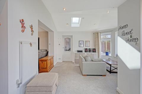 2 Bailey Avenue, Kesgrave, Ipswich, IP5 2EE