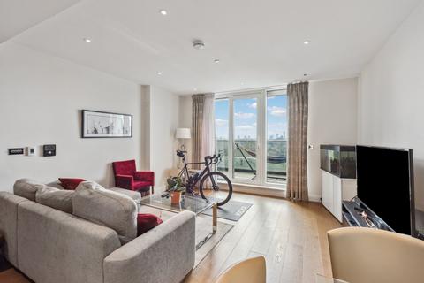 2 bedroom flat to rent, Camellia House, 338 Queenstown Road, London