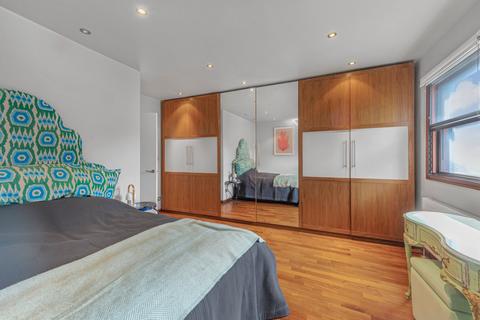 3 bedroom flat for sale, Drury Lane, London