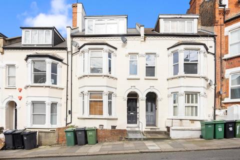 2 bedroom apartment for sale, Cotleigh Road, London