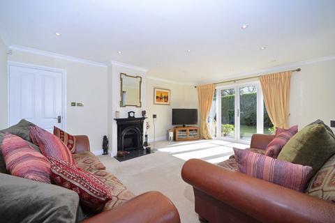 4 bedroom detached house for sale, Farthingham Lane, Ewhurst