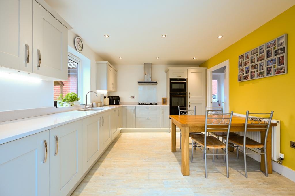 Kitchen1 3