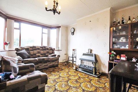 3 bedroom semi-detached house for sale, Bourne Street, COSELEY, WV14 9HN