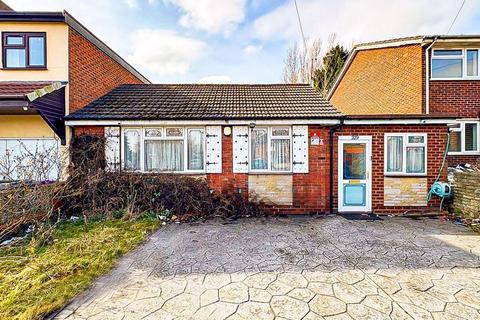 5 bedroom bungalow for sale, Wolverhampton Road East, Wolverhampton, WV4 6BD