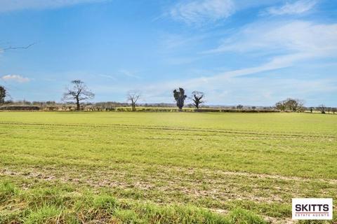 3 bedroom semi-detached house for sale, Hill Street, Essington