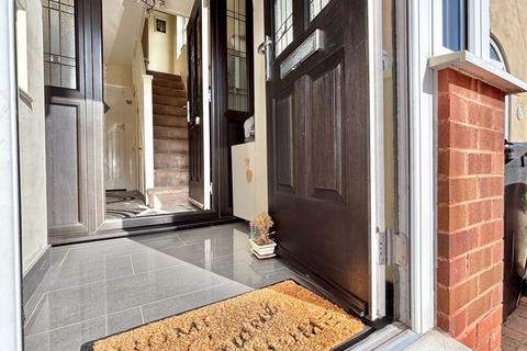 3 bedroom semi-detached house for sale, Waddington Avenue, Great Barr, Birmingham B43 5JD