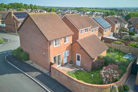 3 bedroom detached house for sale, Brownlees, Exminster