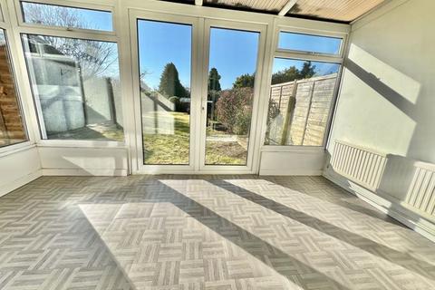 2 bedroom semi-detached bungalow for sale, Oak Avenue, Parklands, Chichester