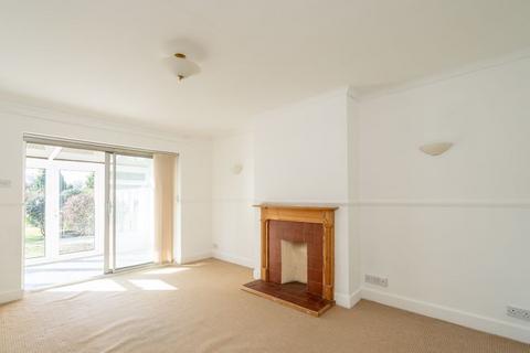 2 bedroom semi-detached bungalow for sale, Oak Avenue, Parklands, Chichester
