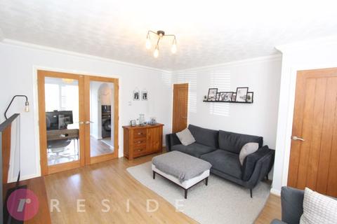 3 bedroom semi-detached house for sale, Oakshaw Drive, Rochdale OL12