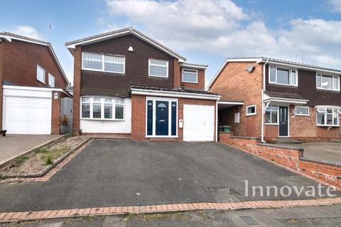 4 bedroom detached house for sale, Ainsdale Gardens, Halesowen B63