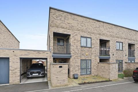 Duffy Avenue, Harrow