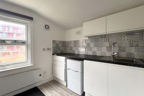 1 bedroom apartment to rent, Bodney Road, London E8