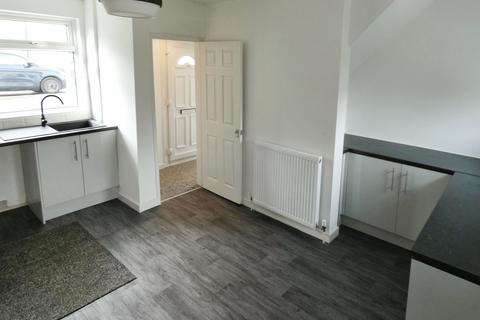 2 bedroom terraced house to rent, Audrey Crescent, Mansfield Woodhouse