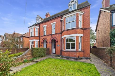 5 bedroom semi-detached house for sale, Victoria Road, Shifnal TF11