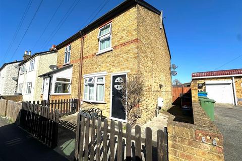 3 bedroom semi-detached house for sale, New Road, Bedfont