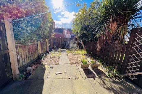 2 Spring Bank, Preston, PR1 8PL
