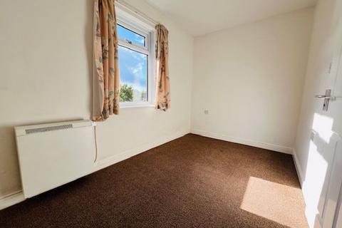 2 Spring Bank, Preston, PR1 8PL