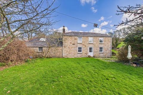 undefined, Constantine, Falmouth - Farmhouse with land