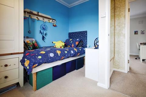 18 Dudley Road, Bournemouth, BH10 6BS