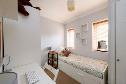 Oriel House, 41a Frome Road, Bradford-on-avon, BA15 2ED