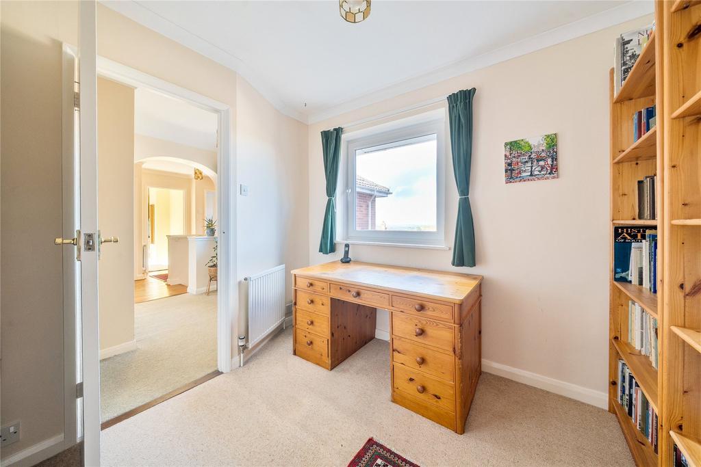 Bedroom/Home Office