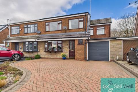 5 bedroom semi-detached house for sale, Standfield Drive, Manchester M28