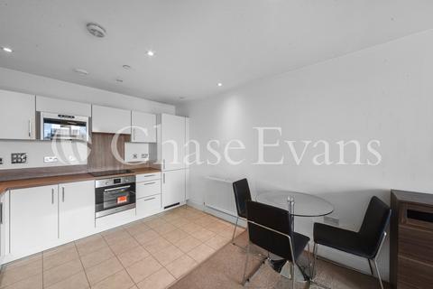2 bedroom flat for sale, Waterside Park, Agnes George Walk, Royal Docks, London, E16
