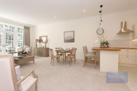 2 bedroom apartment to rent, The Canopy, Lambourne Road, Chigwell IG7