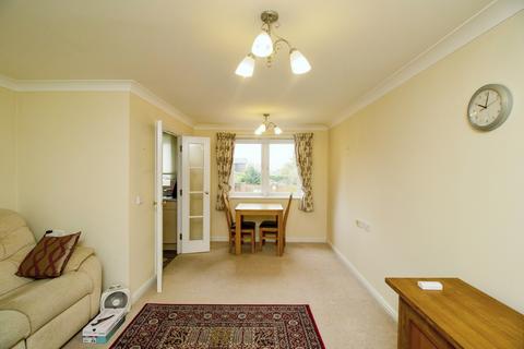 1 bedroom apartment for sale, Aragon Court, Hadleigh SS7