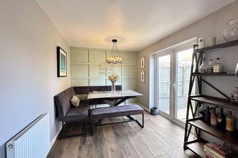 4 bedroom detached house for sale, Shortwall Court, Pontefract WF8