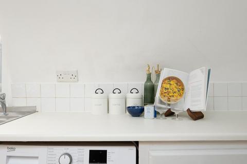 1 bedroom flat for sale, Berkeley Crescent, Clifton