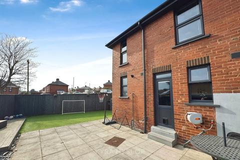 107 Chestnut Avenue, Exeter, EX2 6DN