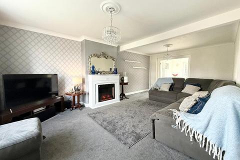 3 bedroom semi-detached house for sale, Mendip Way, Sundon Park, Luton, Bedfordshire, LU3 3JJ