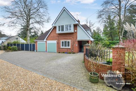4 bedroom detached house for sale - Wimborne Road East, Dorset BH22