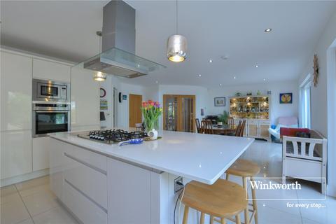 5 bedroom detached house for sale, Wimborne Road East, Dorset BH22