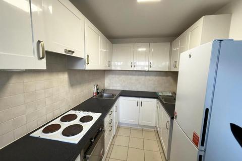 2 bedroom apartment to rent, Hendon NW4