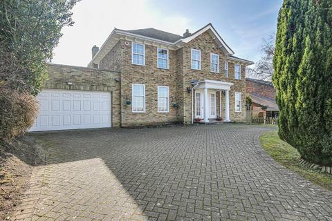 5 bedroom detached house for sale, Oakley Road, Warlingham, CR6 9BF