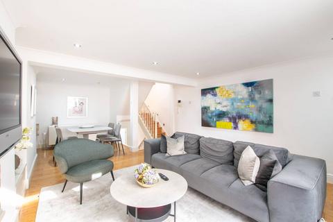 undefined, Uxbridge Street, Hillgate Village, London, W8