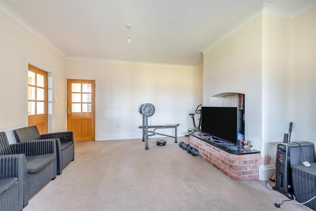 8638463-interior01.jpg