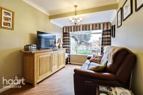 3 Orchard Drive, Dunsville, Doncaster, DN7 4DG