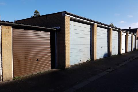 Garage to rent, Argosy Lane, Stanwell TW19