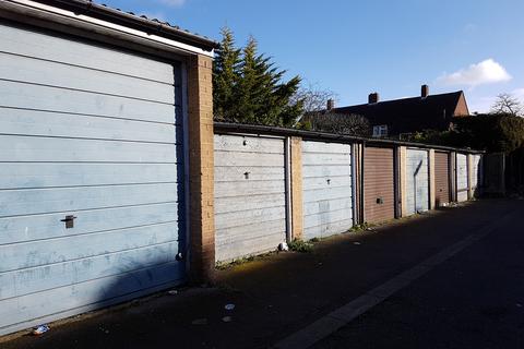 Garage to rent, Argosy Lane, Stanwell TW19